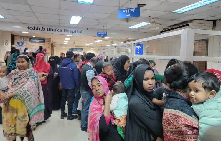 রোগীর চাপে সেবা দিতে হিমশিম