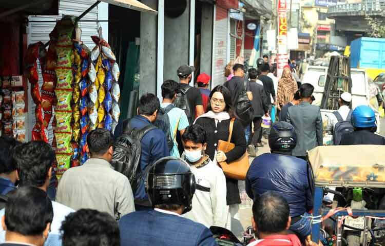 সড়কে অটোরিকশাচালকরা, ভোগান্তি চরমে