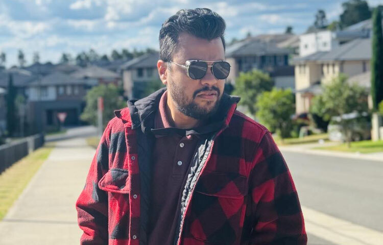 ক্যামেরায় জীবন্ত আবেগের নির্মাতা বান্নাহ