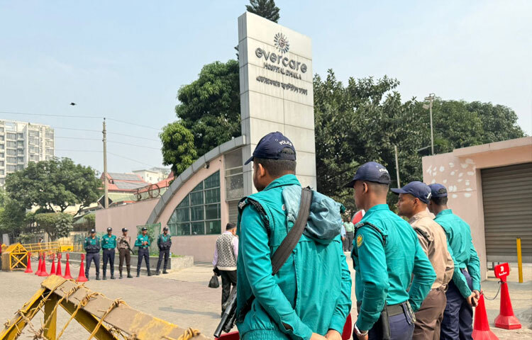 ছবিতে এভারকেয়ার হাসপাতালের বর্তমান অবস্থা