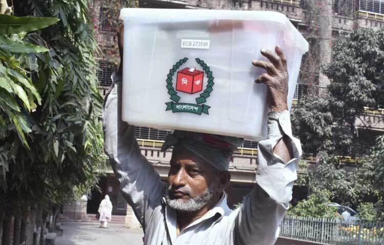 আজকের আলোচিত ছবি: ৯ ফেব্রুয়ারি ২০২৬