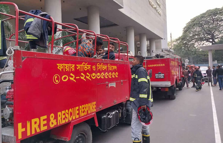আজকের আলোচিত ছবি: ৩০ নভেম্বর ২০২৫