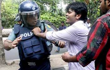 ছবিতে সারাদিন : ২০ মে