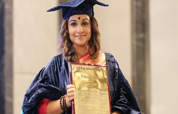 ডক্টরেট সম্মাননা পেলেন বিদ্যা বালান