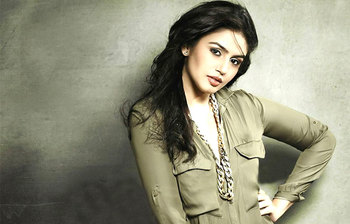 সুন্দরী হুমার দিন-রাত