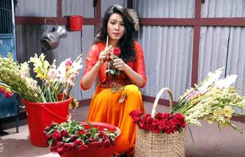 মাহির বৈশাখী উপহার