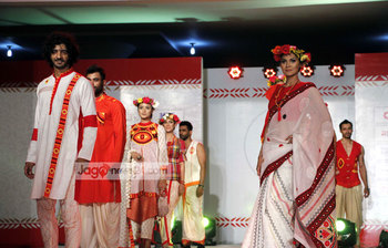 শিল্পকলায় বৈশাখী ফ্যাশন শো