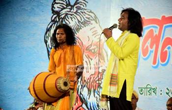 কুষ্টিয়ায় লালনের দোল উৎসব