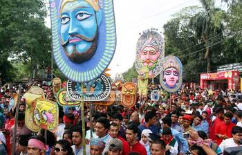 মঙ্গল শোভাযাত্রায় মিশেছে বাঙালি প্রাণ