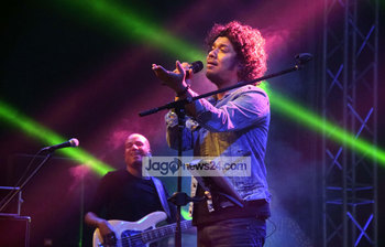 সঙ্গীতের মূর্ছনা ছড়ালেন পাপন