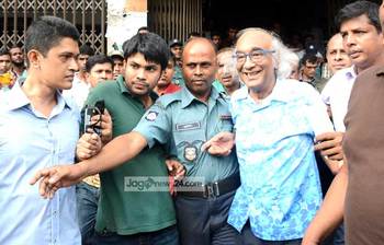 আদালতে শফিক রেহমান