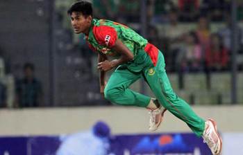 ১ কোটি ৪০ লাখে হায়দারাবাদে মুস্তাফিজ