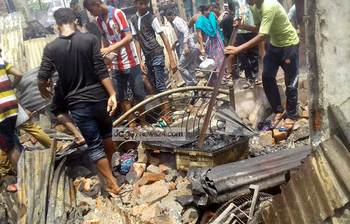 রাজধানীর আমবাগান বস্তি পুড়ে ছাই
