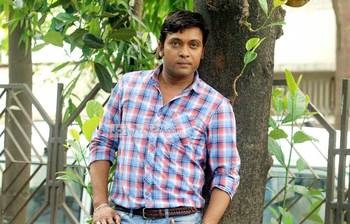 ফটোশুটে মিলন