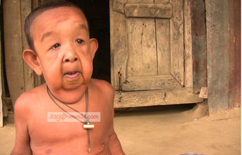 শিশু বায়েজিদ ৪ বছরেই বৃদ্ধ