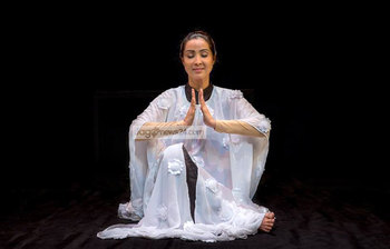 পদাতিকের ‘গহন যাত্রা’ নাটকের মঞ্চায়ন