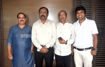 ফেরদৌস আরাকে নিয়ে চার চলচ্চিত্র নির্মাতার মিউজিক ভিডিও