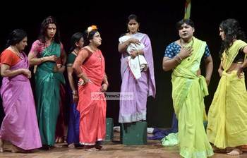 শিল্পকলায় মঞ্চস্থ হলো শিখণ্ডী কথা