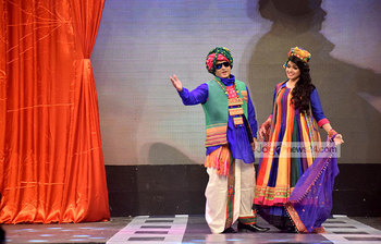 পোশাকে চলচ্চিত্রের ঐতিহ্যে বিশ্বরঙ