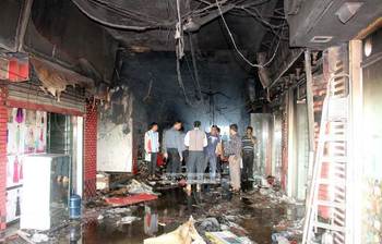 গুলশানের অগ্নিদগ্ধ ডিএনসিসি মার্কেট