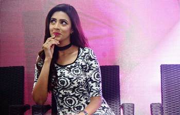 মিমের আমি তোমার হতে চাই