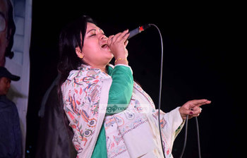 মধুর মেলা মাতালেন মমতাজ