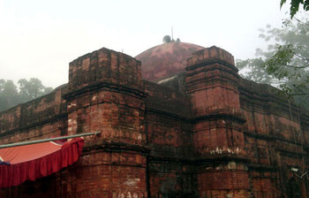 চোখজুড়ানো প্রবাজপুর শাহী মসজিদ