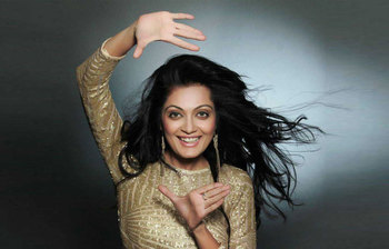 বিপিএলের সঙ্গে শিনা