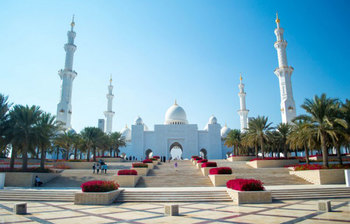 বিশ্বের সবচেয়ে সুন্দর ৭ মসজিদ