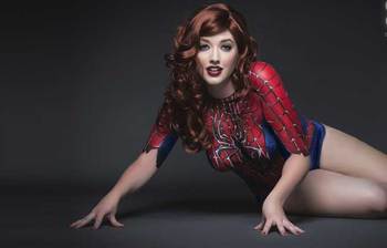 তারা স্পাইডার বালিকা