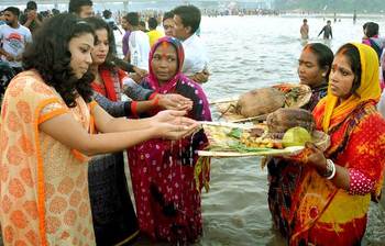 দিনাজপুরে সূর্য পূজা