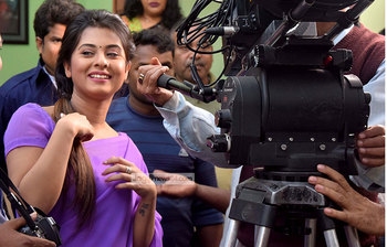 শুটিং স্পটে বুবলী