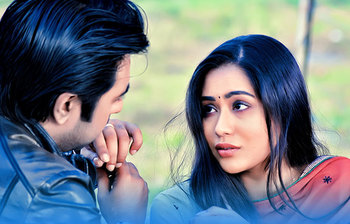 মম-অপূর্বর টেলিছবি ‘ওয়ানস’