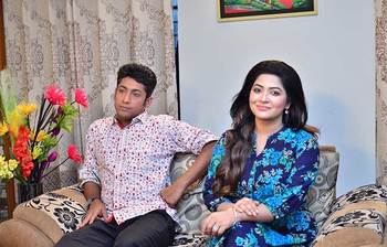 বাঁধন-রওনক এক ফ্রেমে