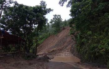 বান্দরবানে পাহাড়ধস