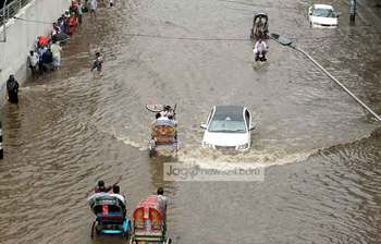 জলে ভাসা রাজধানী