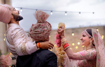 ক্রিকেটার বিরাট কোহলি-আনুশকার বিয়ের ছবি