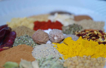 শীতে ঠান্ডাজনিত অসুস্থতা থেকে বাঁচার সহজ উপায়