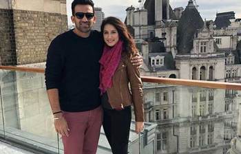 ক্রিকেটার জহির খান-সাগরিকার হানিমুন