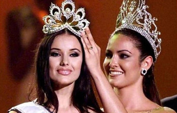 যারা সুন্দরী প্রতিযোগিতায় জিতেও মুকুট হারিয়েছেন
