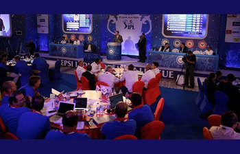 এবারের আইপিএল নিলামে স্টার হতে পারেন যে নতুন ক্রিকেটাররা