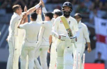 টেস্ট ক্রিকেটের ইতিহাসে সর্বনিম্ন ১০টি ইনিংসের স্কোর