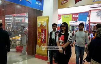 বাণিজ্য মেলায় অল টাইমের প্যাভিলিয়নে অপু