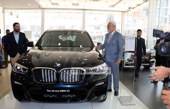 বিএমডব্লিউর নতুন মডেলের গাড়ি বাংলাদেশে