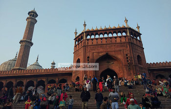 চোখজুড়ানো দিল্লি জামে মসজিদ