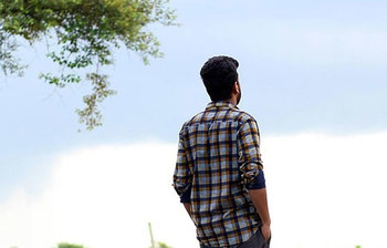 অসুখী মানুষদের মধ্যে যে ১০ অভ্যাস দেখা যায়