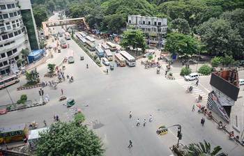 চিরচেনা রাজধানীর অন্যরকম চিত্র