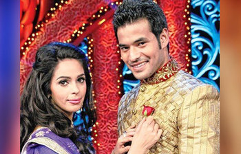 বলিউডের যেসব তারকাদের অল্প দিনেই বিয়ে ভেঙেছিল