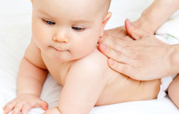 যেভাবে আপনার শিশুর ত্বকের যত্ন নেবেন