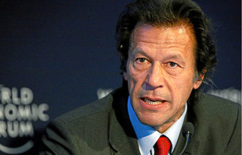 পাকিস্তানের প্রধানমন্ত্রী হতে যাওয়া ইমরান খানের খ্যাতিমান বান্ধবীরা